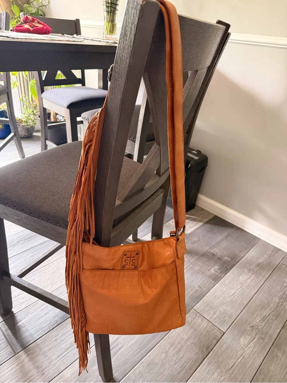 STS Ranchwear Fringe Leather Bag - Picture 10 of 12